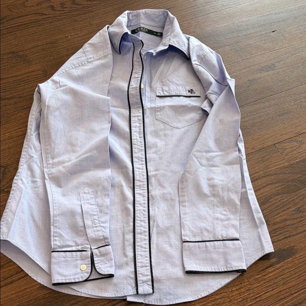 Ralph Lauren Women’s Light Blue Button-Up Shirt with Black Trim. Size XS